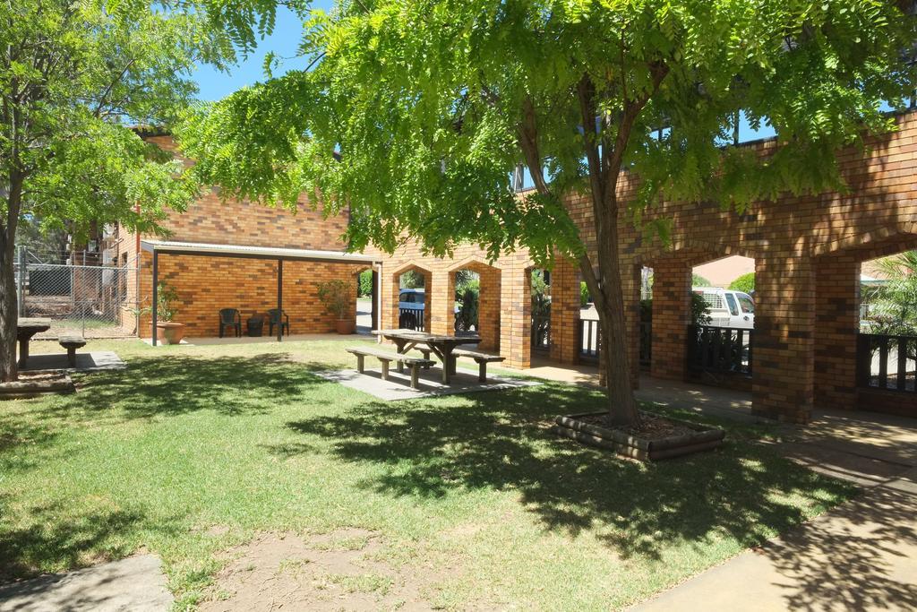 Maclin Lodge Motel Campbelltown Exterior photo